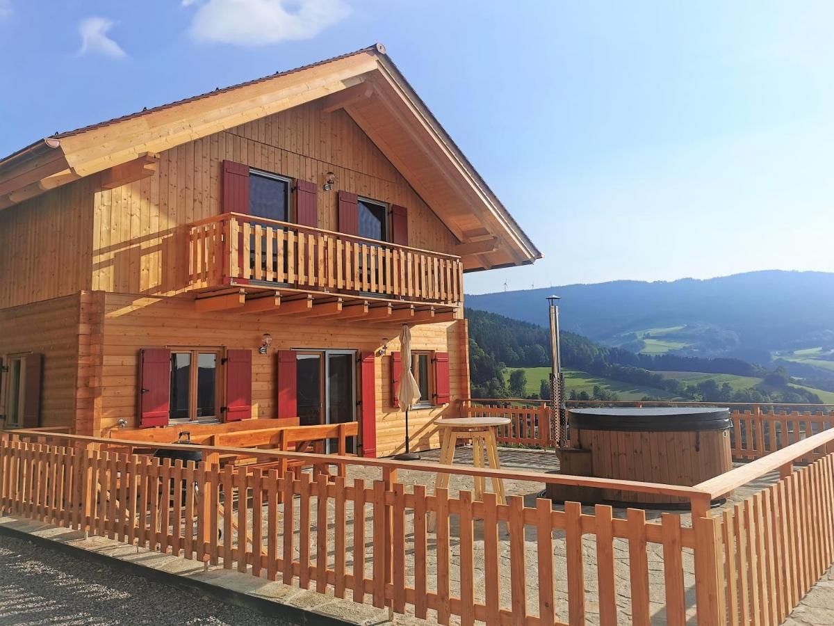 Bergchalet Am Waldrand - Pool, Sauna & Kamin Pöllauberg エクステリア 写真